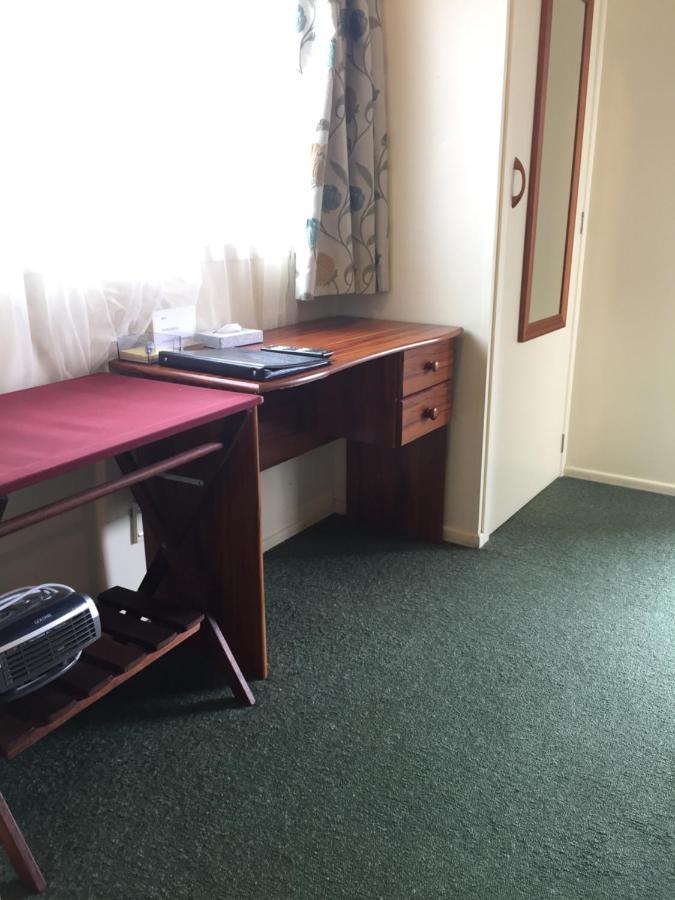Bentons Motel Левін Екстер'єр фото