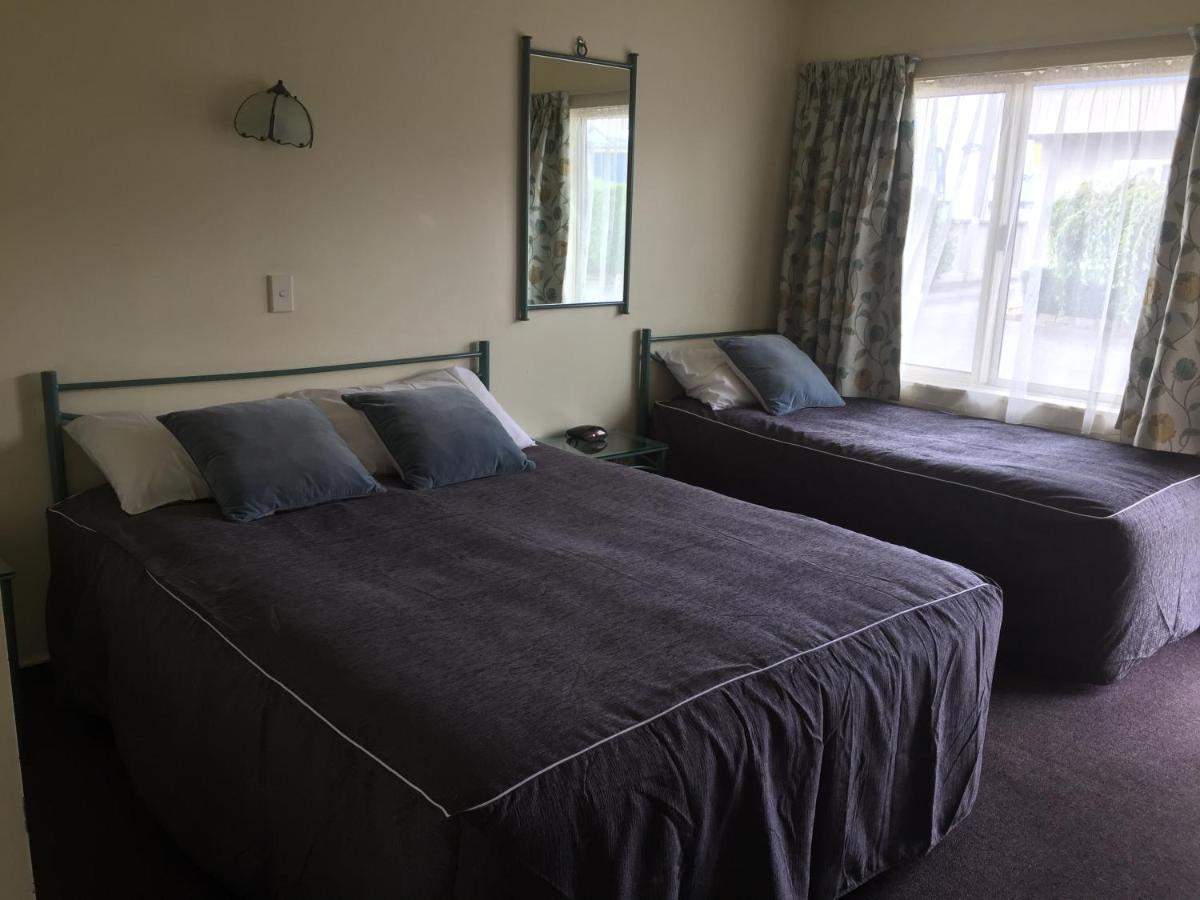 Bentons Motel Левін Екстер'єр фото